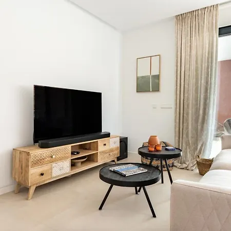 Middle Views * Fuengirola