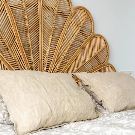 Middle Views * Fuengirola