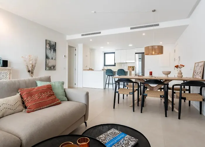 Middle Views Apartment *