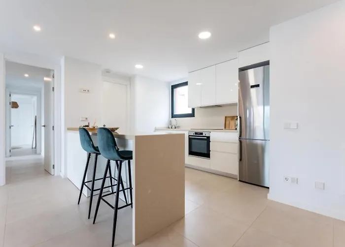 Middle Views * Fuengirola