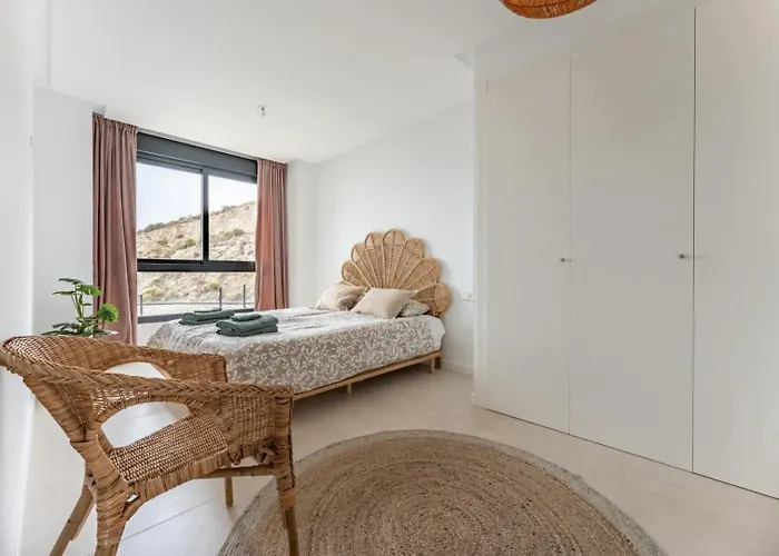 Middle Views Fuengirola